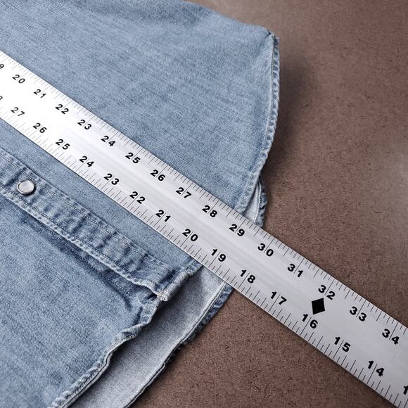 Levi's Classic Standard Fit Western Shirt Mens M Pearl Buttons Cowboy Western - Picture 7 of 13